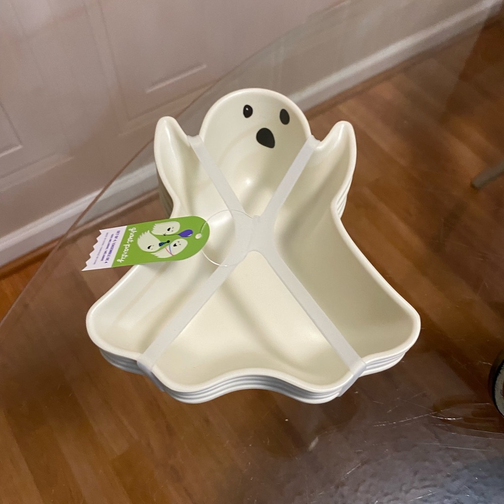Halloween GHOST PARTY  Bowls Set of 4 Snack Treat Dishes Bowls BOO Spooky